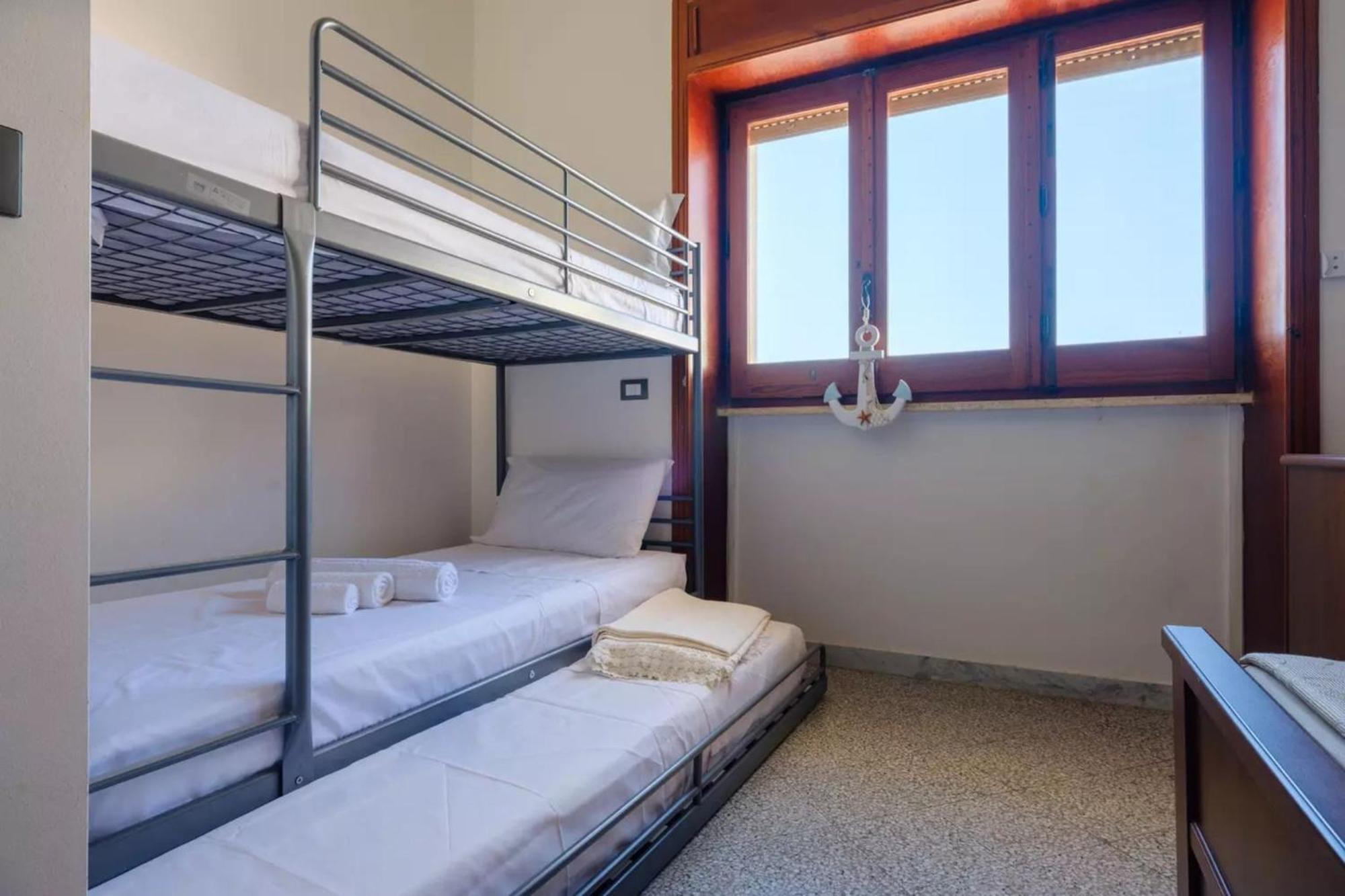 Emerald Residence Sleeps 12 With Sea View Porto Cesareo Εξωτερικό φωτογραφία