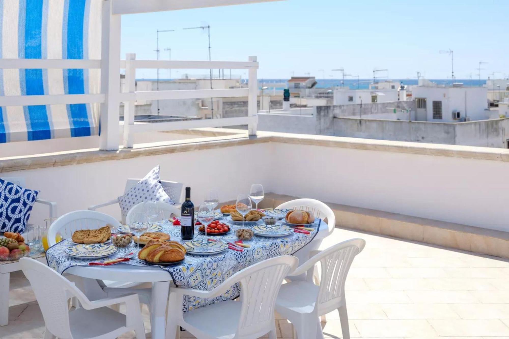 Emerald Residence Sleeps 12 With Sea View Porto Cesareo Εξωτερικό φωτογραφία